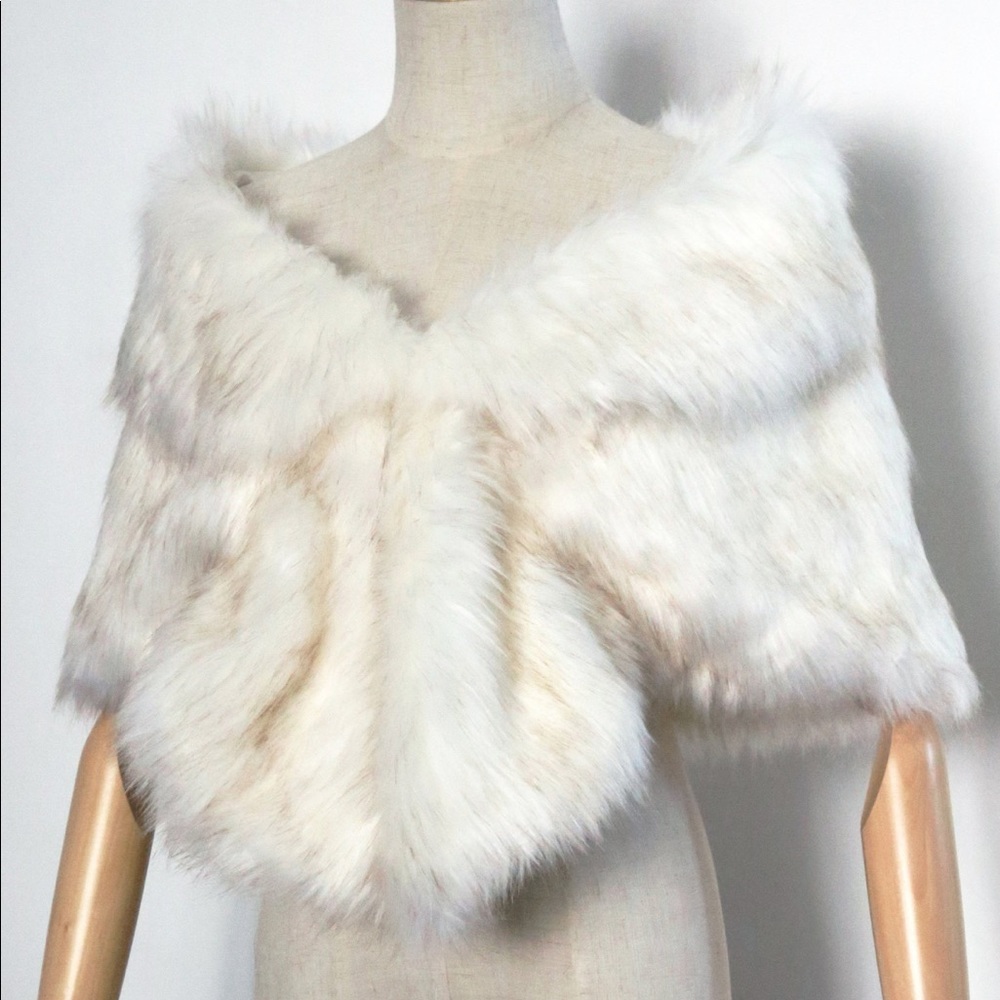 Ivory fur shawl